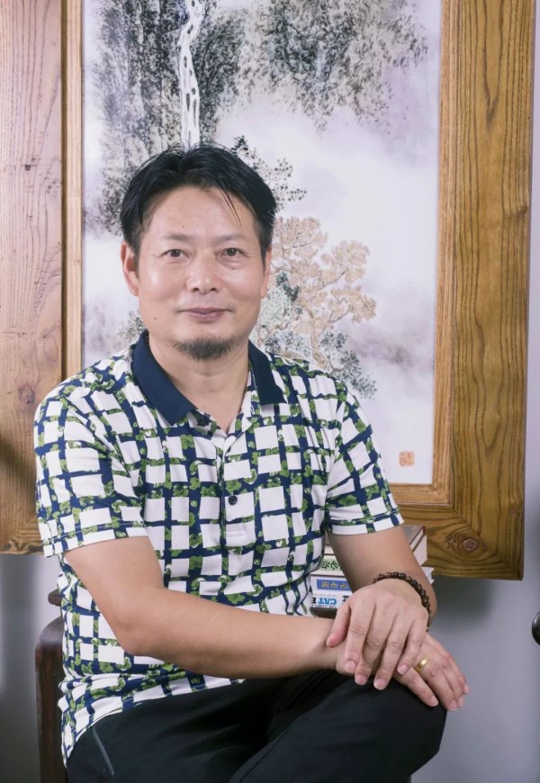 行至水穷处_坐看云起时——夏瑛的变与不变 行至水穷处_坐看云起时——夏瑛的变与不变