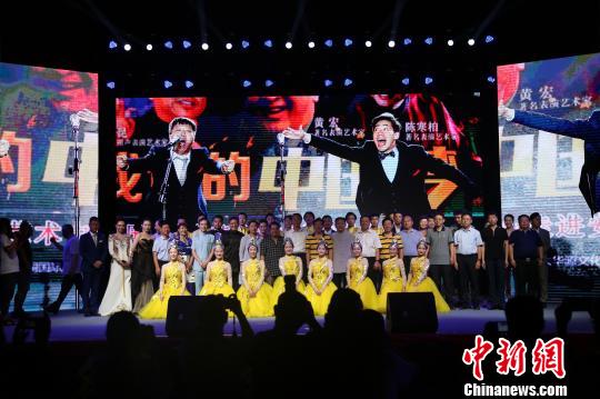 演出现场。 陈艳迪 摄 演出现场。 陈艳迪 摄